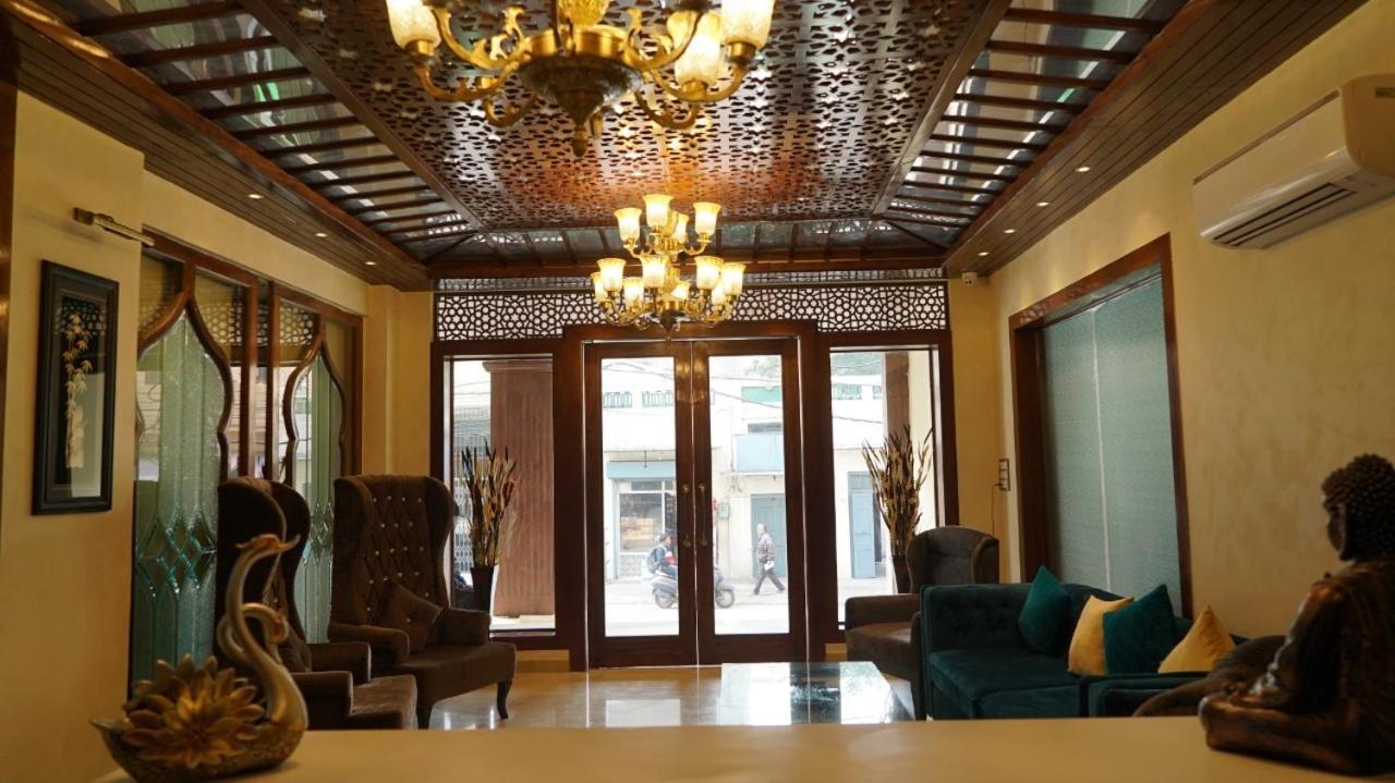 Hotel Sukh Mehal Jalandhar Eksteriør bilde